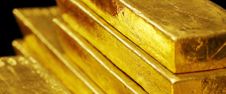 Gold Prices Weaken as Spot Slips Below $1,900 Amid Lingering Rate Hike ...